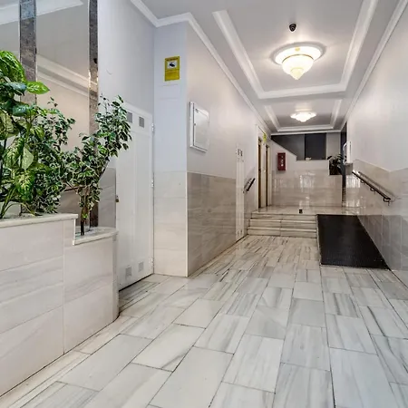 Апартаменты Caballero De Rodas Торевьиа